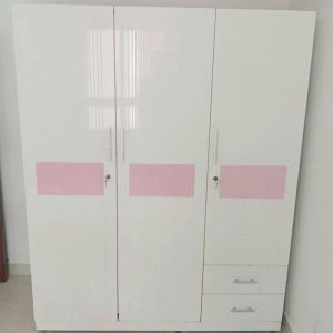 Tủ Quần Áo 3 Cánh Cũ 1m6 Màu Trắng Phối Hồng
