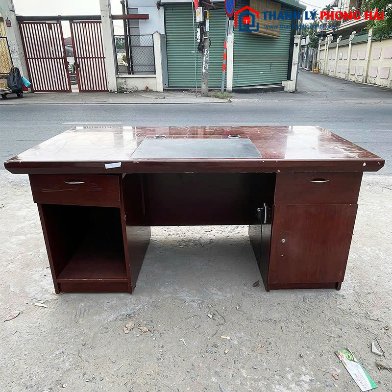 Bàn Giám Đốc Gỗ Công Nghiệp 1m6 Cũ Màu Cánh Gián