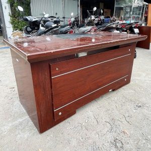 Bàn Giám Đốc Gỗ Công Nghiệp 1m6 Cũ Màu Cánh Gián