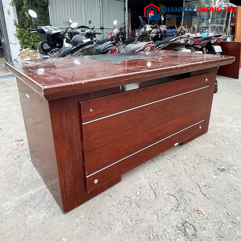Bàn Giám Đốc Gỗ Công Nghiệp 1m6 Cũ Màu Cánh Gián