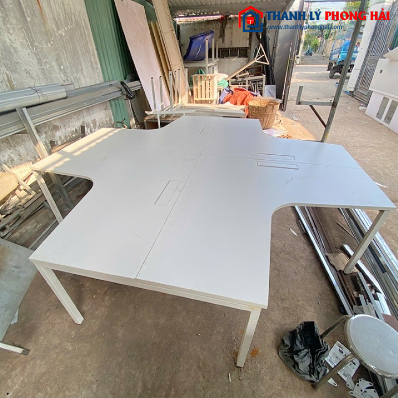Bàn Làm Việc Cũ Cụm Chữ Thập 2m8