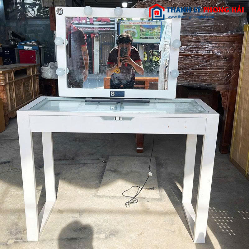 Bàn Trang Điểm Cũ Kèm Gương 1m