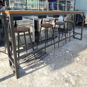 Bộ Bàn Bar Chân Sắt Mặt Gỗ 2m35 Cũ