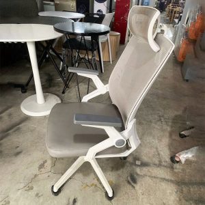 Ghế Xoay Cũ Lưng Lưới Xám Có Tựa Đầu