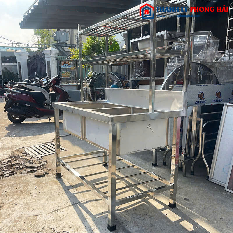 Thanh Lý Hệ Bồn Rửa Inox 1m2 Kèm Kệ Mới 99%
