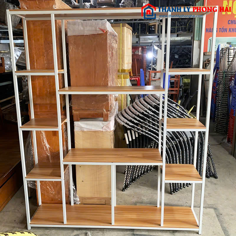 Kệ Trưng Bày Cũ Khung Sắt Mặt Gỗ 1m5