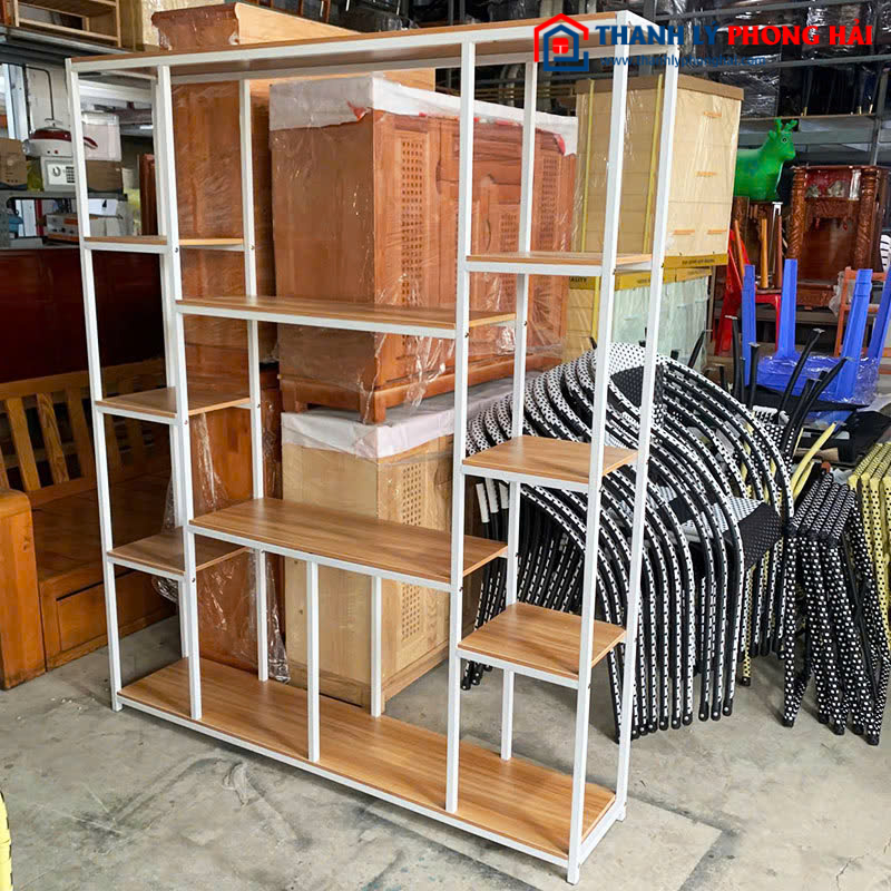 Kệ Trưng Bày Cũ Khung Sắt Mặt Gỗ 1m5