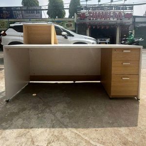 Quầy Lễ Tân Gỗ Công Nghiệp Cũ 1m8 Thiết Kế Hiện Đại