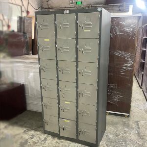 Tủ Locker Sắt 18 Ngăn 92cm Cũ