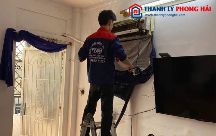 Vệ sinh máy lạnh tận nơi