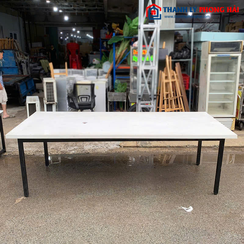 Bàn Họp 2m4 Cũ Mặt Gỗ Trắng Chân Sắt