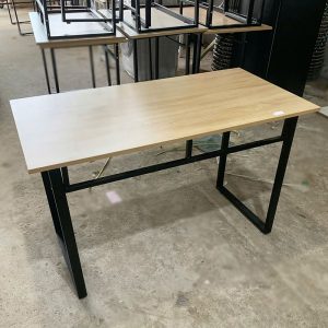 Bàn Làm Việc 1m2 Cũ Chân Sắt Mặt Gỗ Trắng