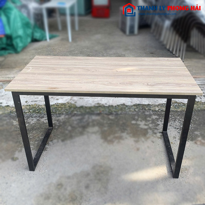 Bàn Làm Việc 1m2 Cũ Chân Sắt Mặt Gỗ Trắng
