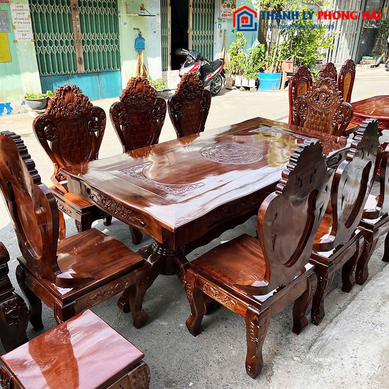 Bộ Bàn Ăn Louis Gỗ Tự Nhiên 8 Ghế Mới 99%