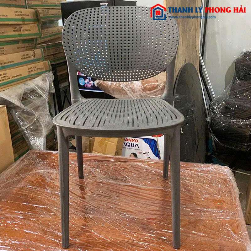 Ghế Nhựa Đúc Hankyo Mới 99%