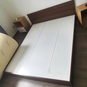 Giường Bệt Gỗ Công Nghiệp Cũ