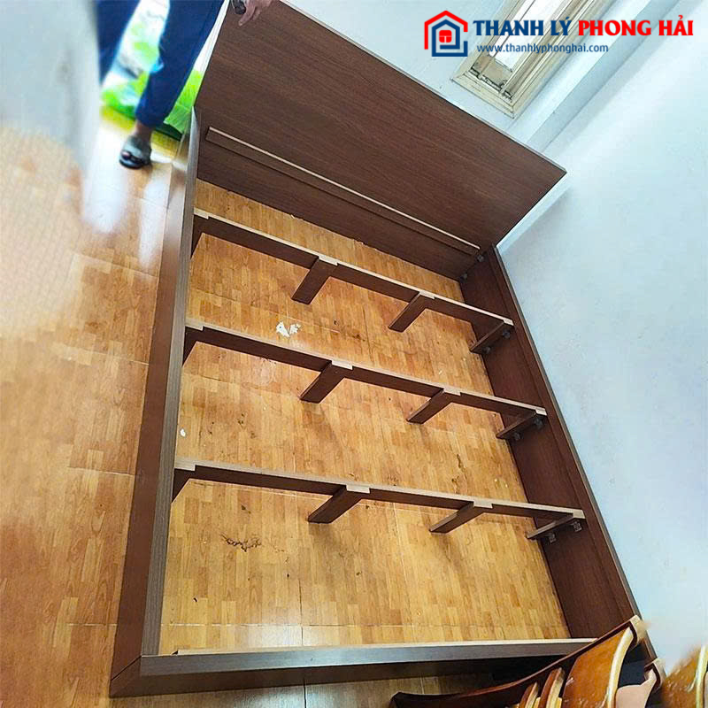 Giường Ngủ Gỗ MDF Cũ Dáng Bệt