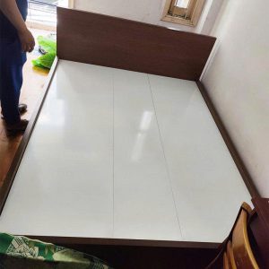 Giường Ngủ Gỗ MDF Cũ Dáng Bệt