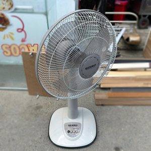 Quạt Đứng Cũ Của Senko L1638