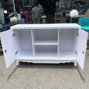 Tủ Trang Trí Cũ Họa Tiết Hoàng Gia