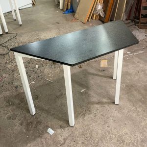 Bàn Làm Việc Gỗ Chân Sắt Ghép Module Cũ