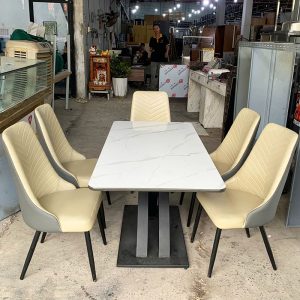 Bộ Bàn Ăn 5 Ghế Bọc Da Mặt Đá Cũ