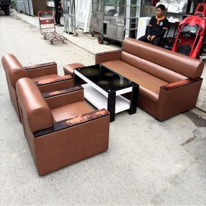 Bộ Sofa Bọc Da Màu Nâu Kèm Bàn Cũ