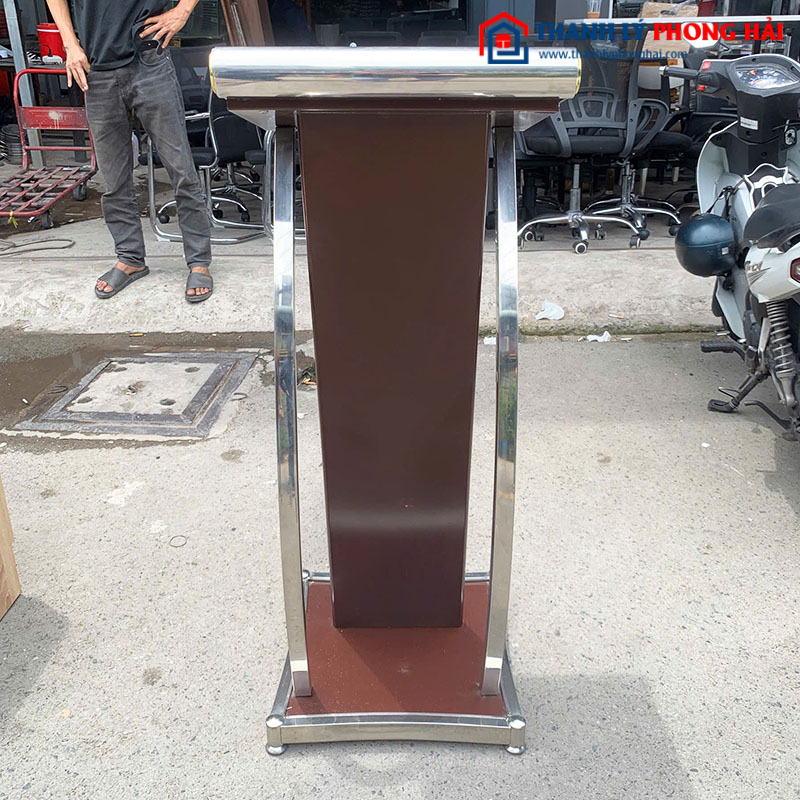 Bục Phát Biểu Khung Kim Loại Cũ