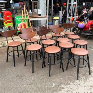 Ghế Cafe Khung Sắt Bọc Nệm Nâu Cũ