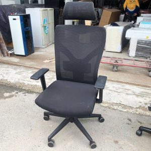 Ghế Lưng Lưới Cũ Có Tựa Đầu Tay Chữ T