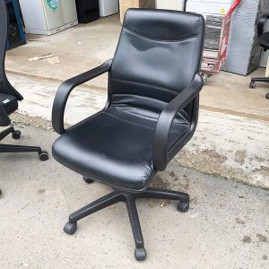 Ghế Xoay Bọc Da Chân Nhựa Cũ Lưng Thấp