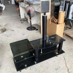 Kệ Tivi Kính Nhiều Tầng Màu Đen Cũ