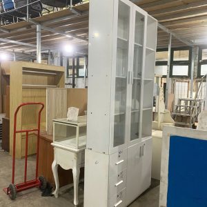 Tủ Trưng Bày Gỗ Công Nghiệp 2 Cánh Kính Cũ