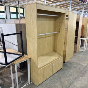 Tủ Trưng Bày Quần Áo Cũ Gỗ Công Nghiệp