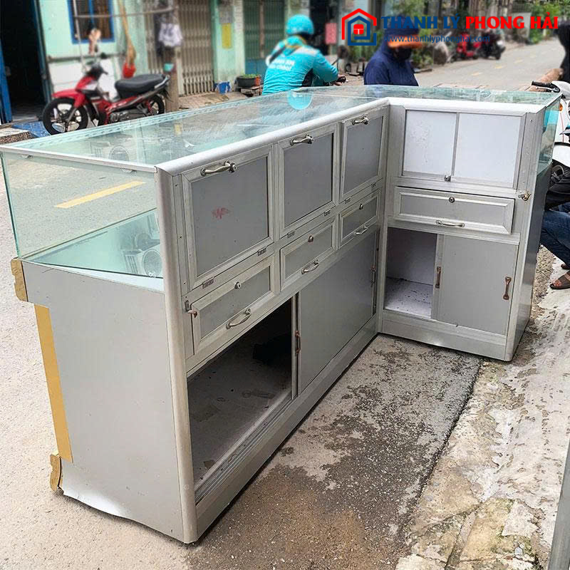 Tủ Trưng Bày Vàng Cũ 2m19 Mặt Kính