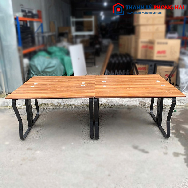 Bàn Họp 2m4 Chân Sắt Chân Bo Cong Cũ