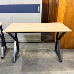 Bàn Làm Việc Chân Sắt Chữ K Mặt Gỗ 1m2 Cũ