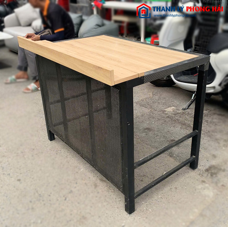 Bàn Làm Việc Kèm Bửng Lưới Cũ