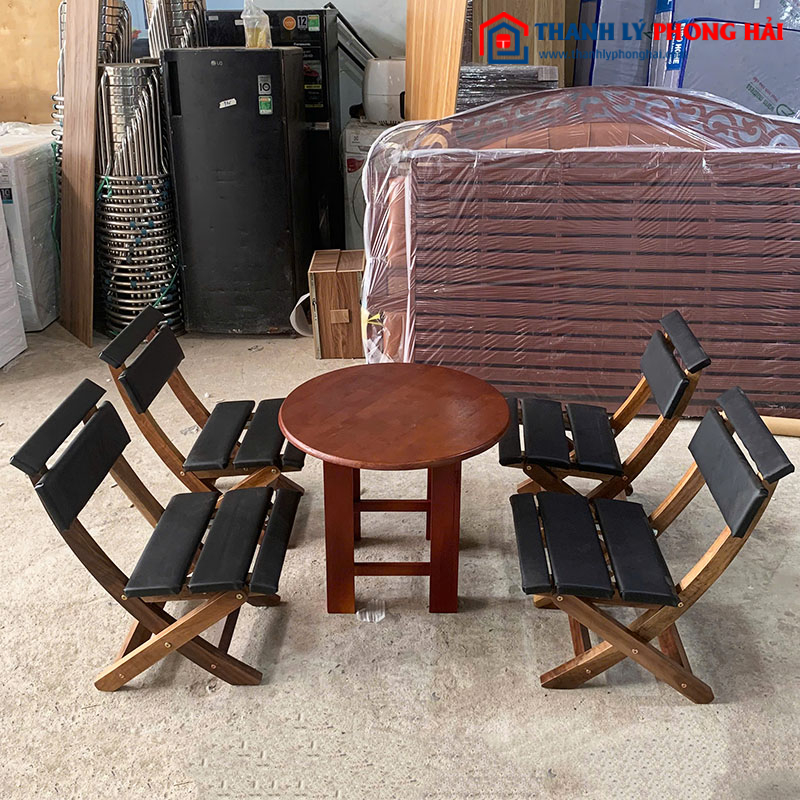 Bộ Bàn Ghế Cafe Gỗ Kèm 4 Ghế Mới 99%