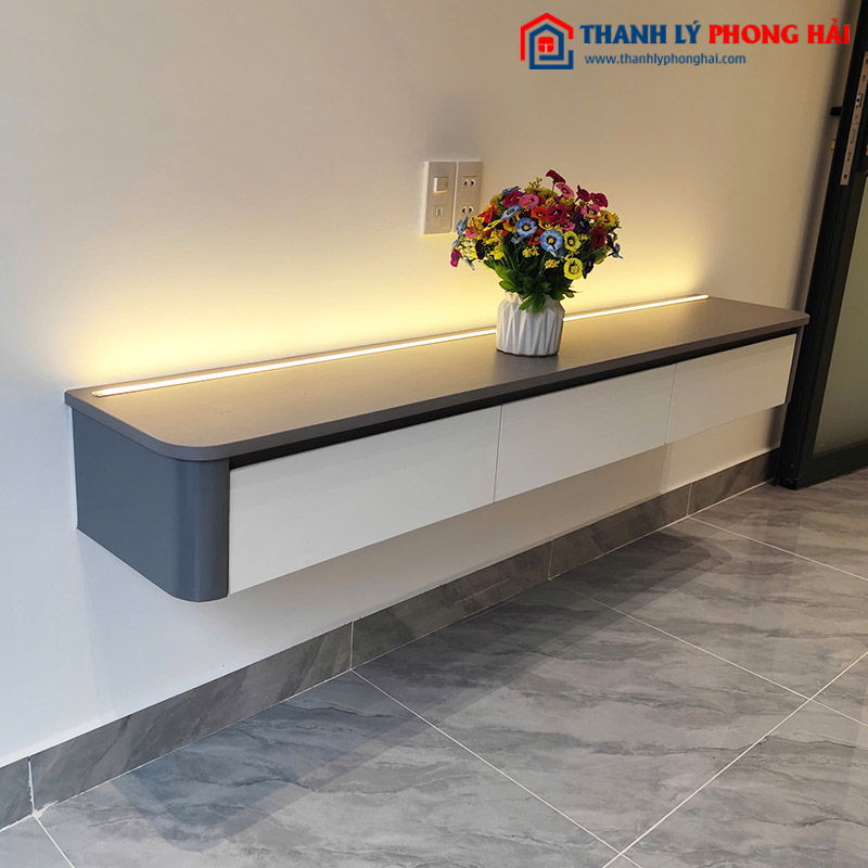 Kệ Tivi Treo Tường 3 Ngăn Gỗ Công Nghiệp Mới 99% (Nhiều Mẫu)
