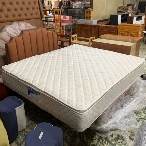 Nệm Lò Xo Dày Dặn Cũ