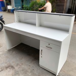 Quầy Lễ Tân Full Trắng Kèm Tủ 1m6 Cũ