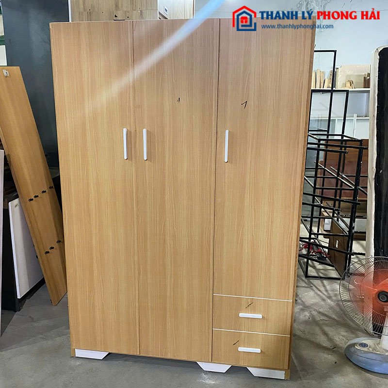 Tủ Quần Áo Gỗ Công Nghiệp Màu Vân 3 Cánh Cũ