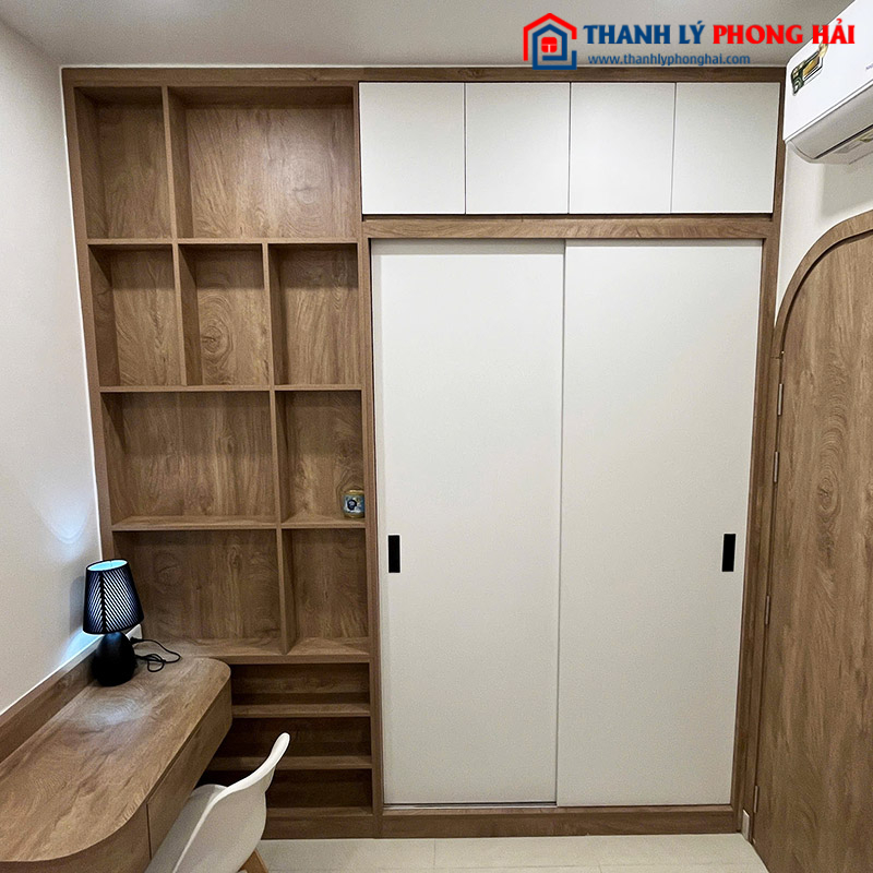 Tủ Quần Áo Kịch Trần Gỗ Công Nghiệp Cửa Lùa Mới 99%