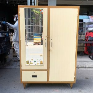 Tủ Quần Áo Sắt 2 Cánh Có Gương Soi Cũ