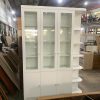 Tủ Trưng Bày Gỗ Công Nghiệp Màu Trắng Có Kệ Cũ