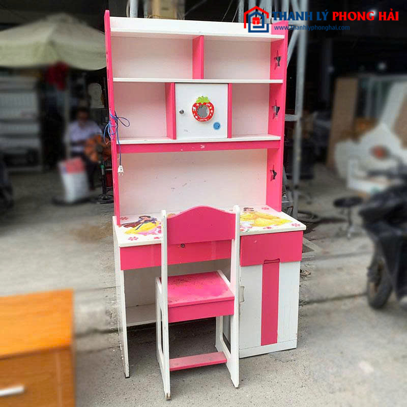Bàn Học Trẻ Em Gỗ Kèm Kệ Và Ghế Cũ