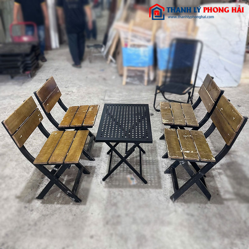 Bộ Bàn Ghế Cafe Xếp Khung Sắt Cũ