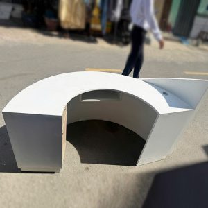 Quầy Lễ Tân Gỗ Công Nghiệp Cong Phong Cách Độc Đáo Cũ