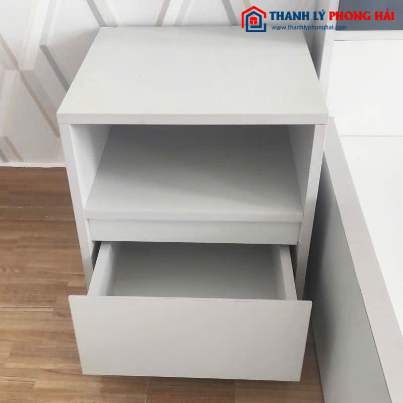 Tab Đầu Giường 2 Hộc Màu Trắng Cũ